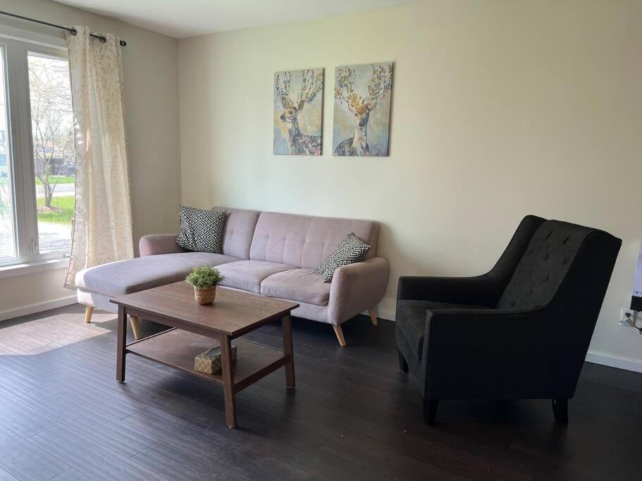 Family Friendly Cottage ☆Walking Distance To Beach Lions Head Zewnętrze zdjęcie